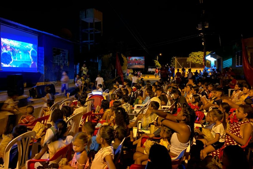 Photo of Programa Regalando Sonrisas está llevando el cine a todos los rincones de Ayapel