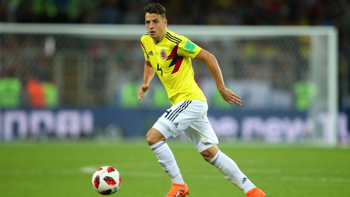 Photo of Santiago Arias es desconvocado de la selección Colombia por golpe que sufrió en partido ante Uruguay