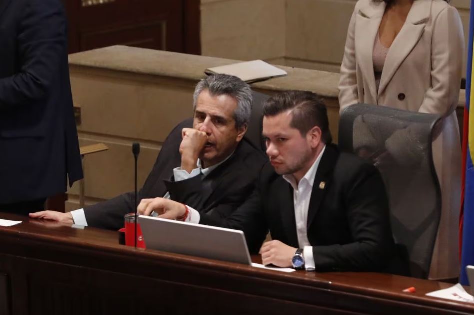 Photo of Se destraba la reforma a la salud: se aprobaron 15 artículos del polémico proyecto de ley que acabaría con las EPS