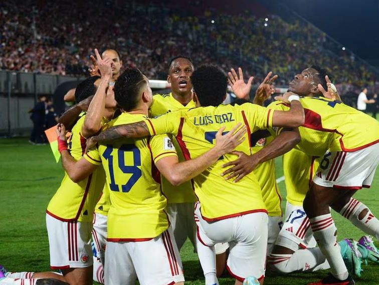 Photo of Colombia le ganó a Paraguay y cerró su mejor año de Eliminatorias en la historia