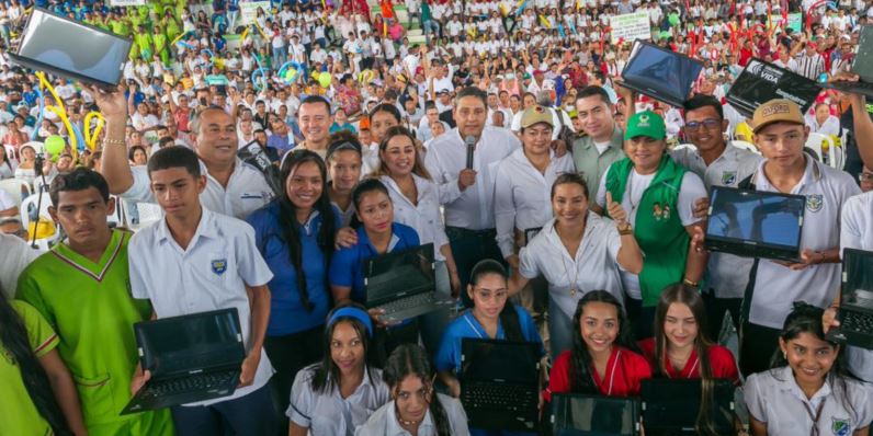Photo of MinTIC entregó herramientas tecnológicas y sedes electrónicas para instituciones educativas de Buenavista