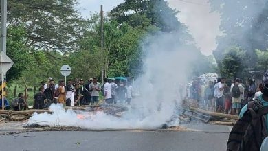 Photo of Mineros informales bloquean la vía Medellín – Costa Caribe en Cáceres