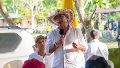 Photo of Petro entregará tierras a campesinos en Ayapel
