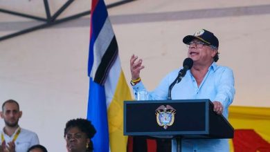 Photo of Petro abre un inesperado debate con propuesta de una asamblea constituyente