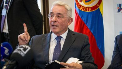 Photo of “Cada minuto de mi libertad lo dedicaré a la libertad de Colombia”: Uribe