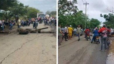 Photo of Sigue bloqueo de la vía Montelíbano – Puerto Libertador por protesta a altas tarifas de energía