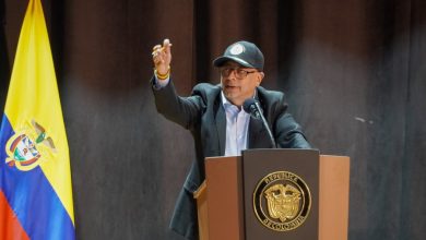 Photo of “Ahora la transición será de golpe”: Petro tras el hundimiento de la reforma a la salud