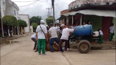 Photo of Maltrato animal en Planeta Rica: caballo se desploma por agotamiento