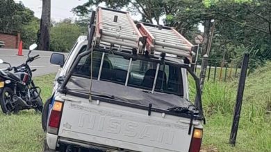 Photo of Policía resultó herido en choque con camioneta de Afinia en la vía Planeta Rica – Pueblo Nuevo