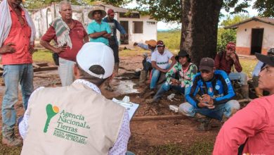 Photo of Ratifican entrega material del predio Las Jaguas a campesinos de Ayapel