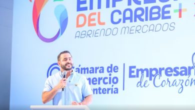 Photo of Gobernador de Córdoba exige más responsabilidad social a las generadoras de energía