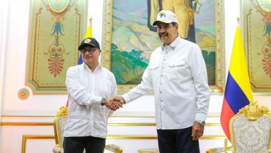 Photo of Petro defiende relaciones con Venezuela, pero no definió si va a la posesión de Maduro