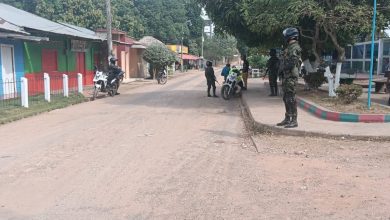 Photo of Ejército patrulla en Centro Alegre, Planeta Rica, tras video de presunta alianza del ELN y Caparros