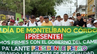 Photo of Alcalde de Montelíbano participó en marcha en favor de las reformas del Gobierno Petro