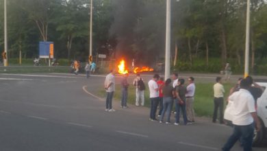 Photo of Transportadores bloquearon peaje de la vía Planeta Rica – Montería por inconformidad con tarifas