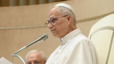 Photo of El Papa pide a los obispos respetar las normas ante los casos de abusos