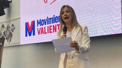 Photo of Vicky Dávila inscribió el comité de firmas ‘Valientes’ para las presidenciales de 2026