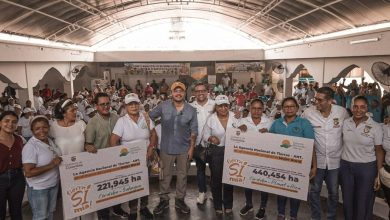 Photo of Entregan tierras a mujeres campesinas de Planeta Rica