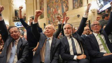 Photo of «¡Reelección!», el grito de Saade cuando Petro se fue abucheado del Congreso