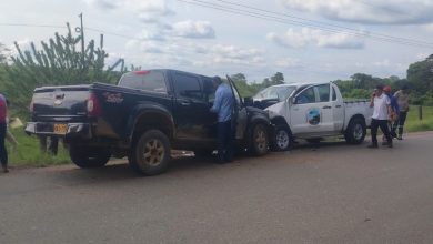 Photo of Choque de camionetas en Montelíbano deja dos heridos