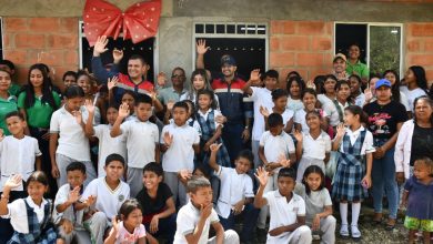 Photo of Córdoba Resources entrega dos aulas escolares en Puerto López, Puerto Libertador