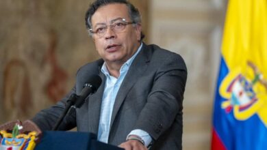 Photo of Petro pide Constituyente para acabar la corrupción que “también golpea su Gobierno”