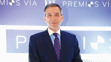 Photo of De La Espriella pide a su minhacienda reunirse con banca internacional: buscan refinanciar la deuda