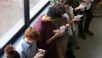 Photo of Facebook e Instagram, bajo la lupa por su supuesto “diseño adictivo”