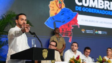 Photo of Ningún gobernador o alcalde puede adelantar negociaciones con criminales: De La Espriella